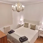 Apartment Rest *